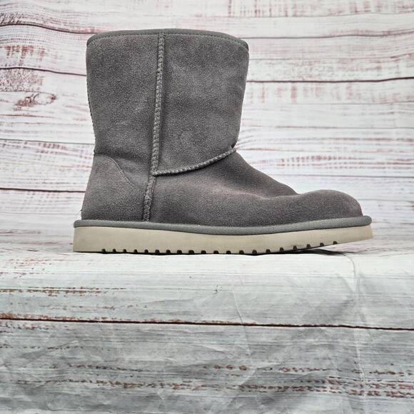 Koolaburra By UGG Womens Short Boots Gray Suede Size 9 Casual Cozy Warm Casual - Picture 6 of 9